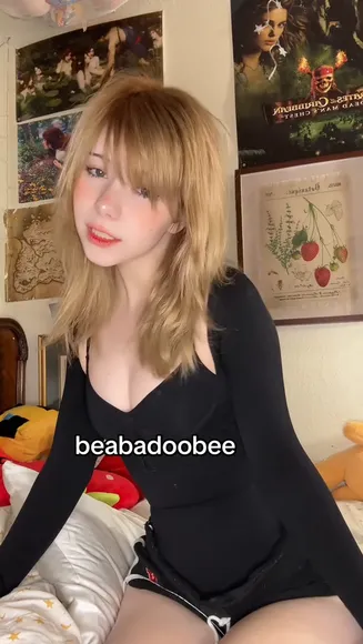 Iamb33s Black Bodysuit Tease OnlyFans Video Leaked