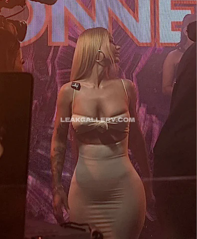 Iggyazalea Exclusive Leaked Nude OnlyFans #13831064