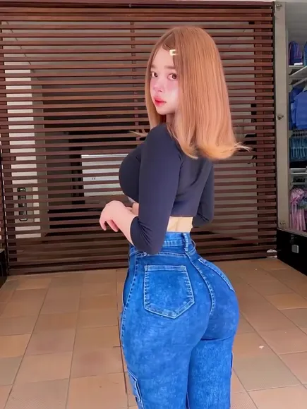 iimssarah video thumbnail