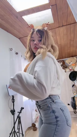 iimssarah video thumbnail