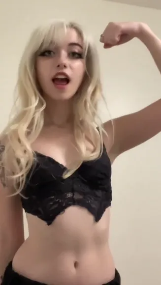 Iluvmeww Black Lace Bra Tease OnlyFans Video Leaked