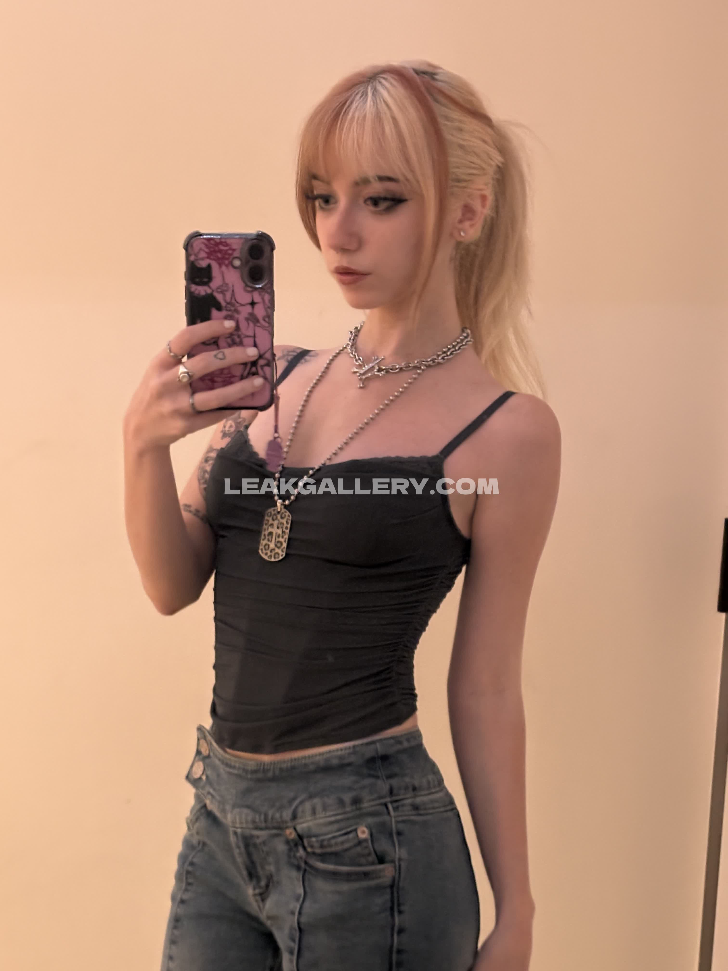 Iluvmeww Exklusiv geleakte Nacktbilder von OnlyFans #13075434