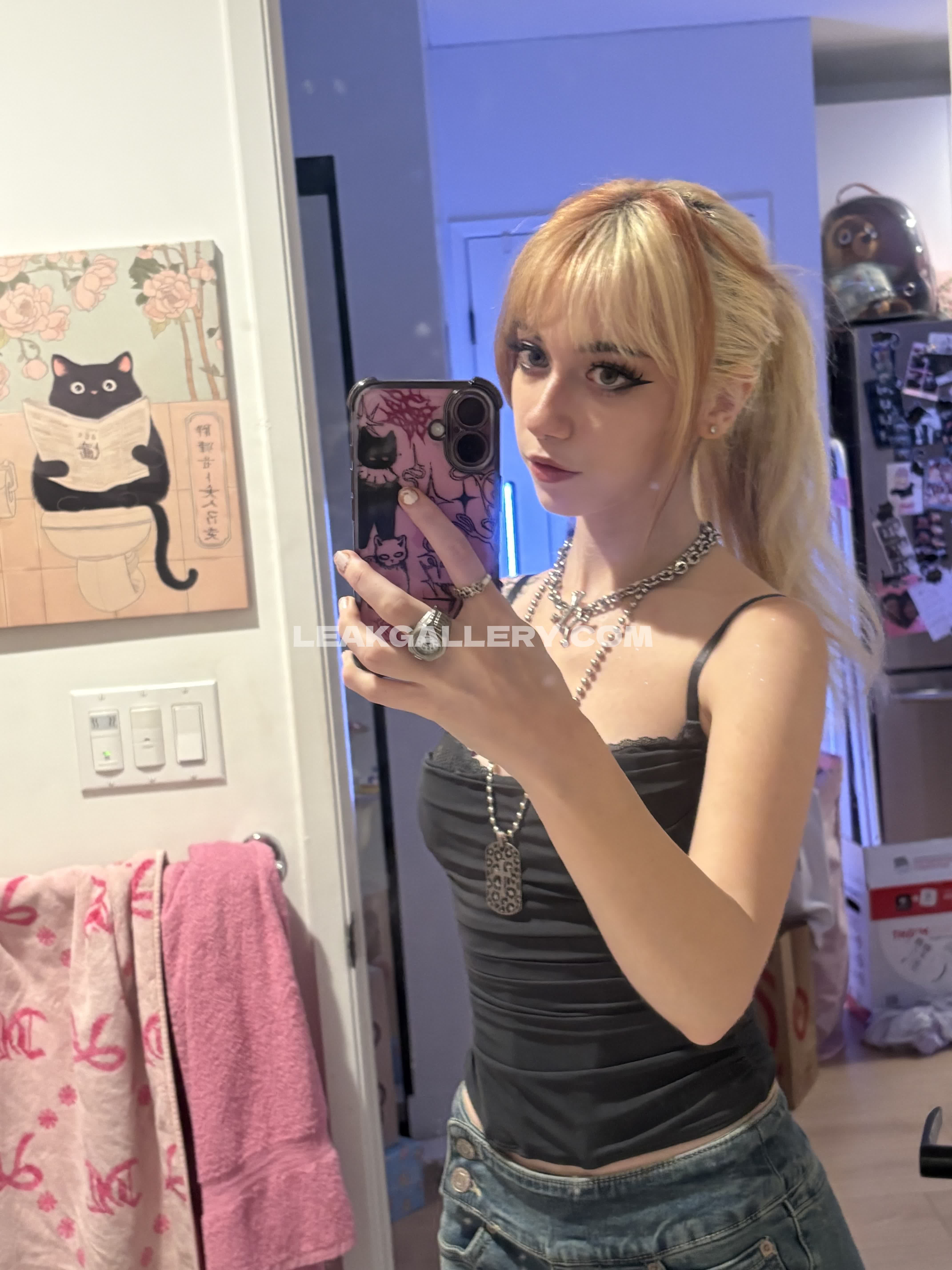 Iluvmeww Exclusive Leaked Nude OnlyFans #13075439