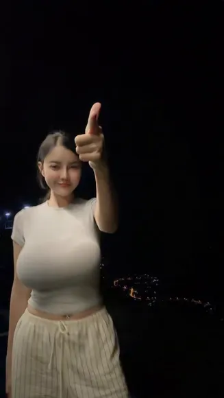 Imfaii Tight Crop Top Tease OnlyFans Video Leaked