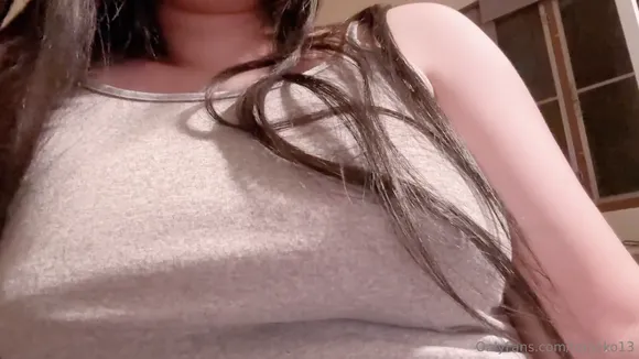 Imneko13 Gray Tank Top Tease OnlyFans Video Leaked
