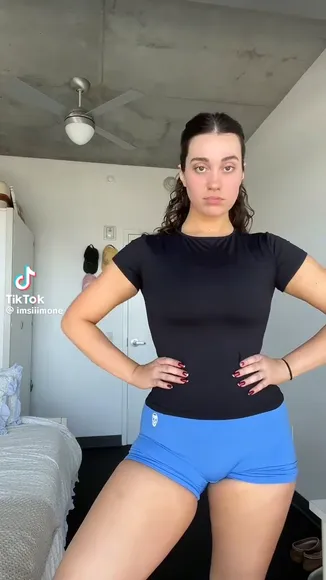 Imsiiimone Tight Blue Skirt Twerk OnlyFans Video Leaked