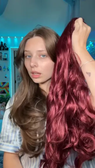 Imthe_annag White Top Cleavage Tease OnlyFans Video Leaked