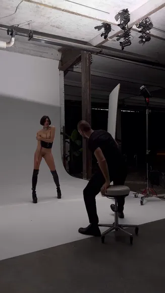 Ireenel_ Topless Studio Pose OnlyFans Video Leaked