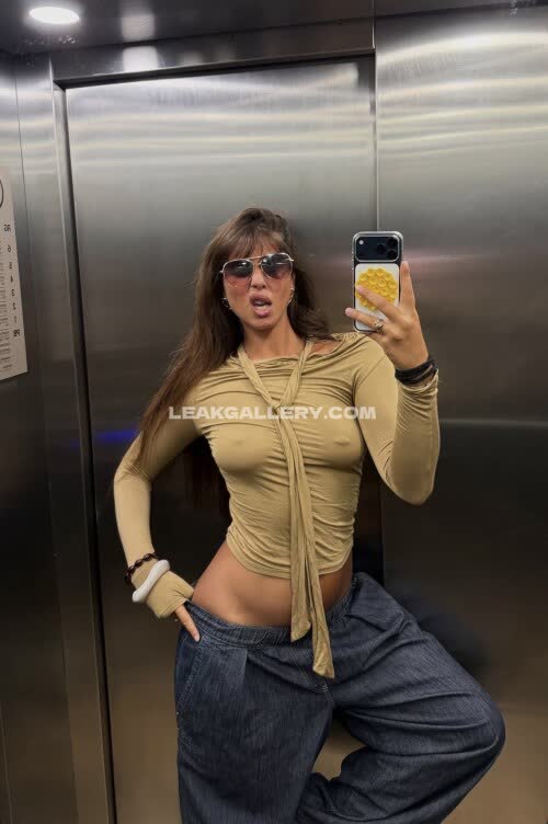 Iris_mulas Exklusiv geleakte Nacktbilder von OnlyFans #12124227