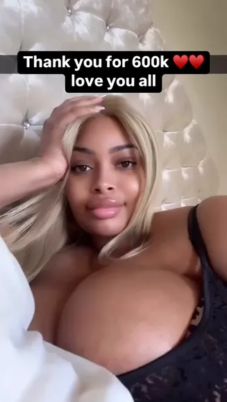 Irisqueen59 Lace Bra Tease OnlyFans Video Leaked