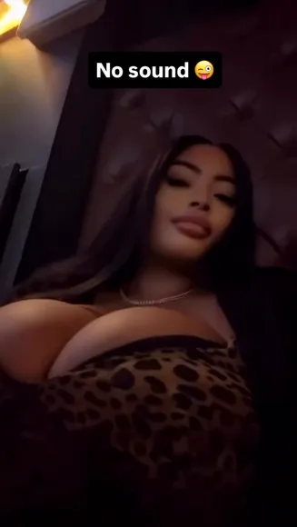 Irisqueen59 Leopard Print Topless OnlyFans Video Leaked