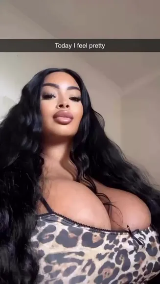 Irisqueen59 Leopard Print Bra Tease OnlyFans Video Leaked