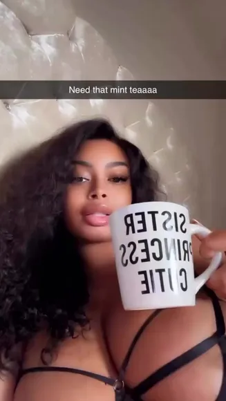 Irisqueen59 Black Bra Tease OnlyFans Video Leaked