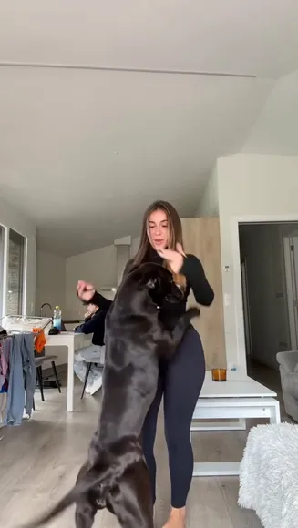 Isa Tight Leggings Hug OnlyFans Video Leaked