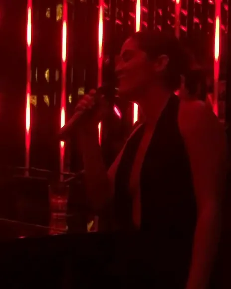 Isabellefuhrman Deep V Neck Singing OnlyFans Video Leaked