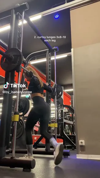 Isabelxm Tight Leggings Glute Flex OnlyFans Video Leaked