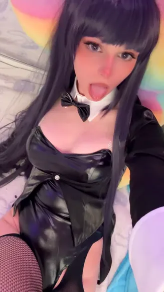 Its Fishnet Stockings Ass Pose OnlyFans Video Leaked