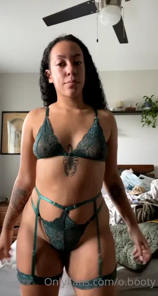 Itsdojadawg Lace Lingerie Booty Pose OnlyFans Video Leaked