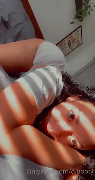 Itsdojadawg Gray Shorts Ass Flex OnlyFans Video Leaked