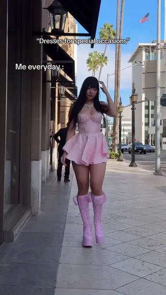 Itseunchae Leggy Dress Strut OnlyFans Video Leaked