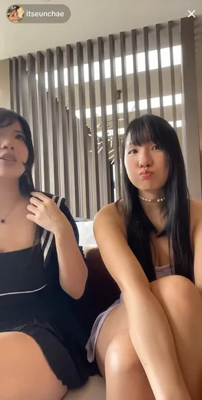 Itseunchae Lavender Bodysuit Leg Spread OnlyFans Video Leaked