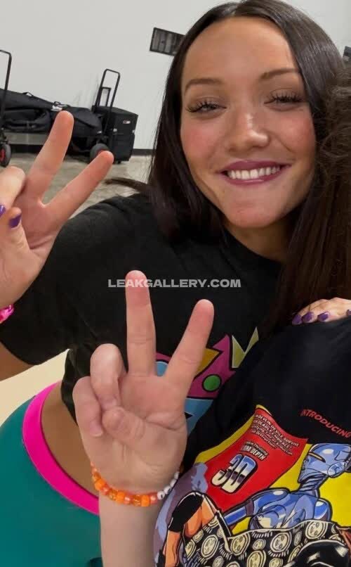 Itsizzymania Exclusive Leaked Nude OnlyFans #12233285