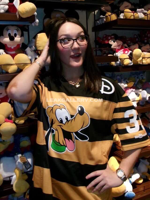 Itsizzymania Exclusive Leaked Nude OnlyFans #12355440
