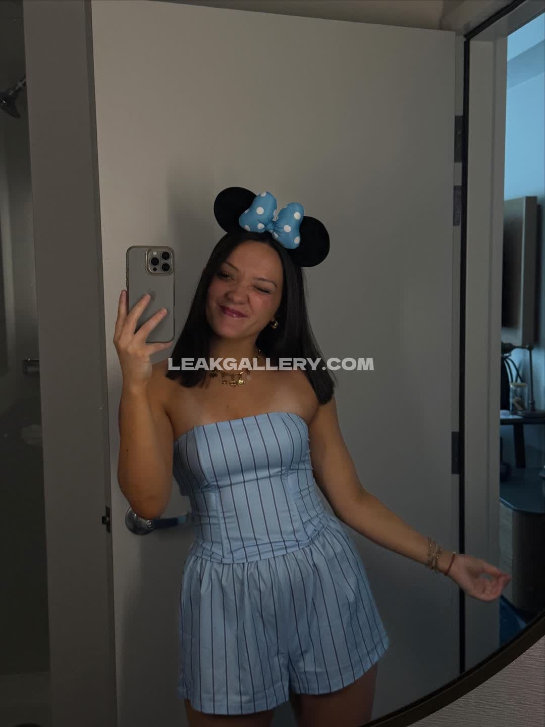 Itsizzymania Exclusive Leaked Nude OnlyFans #13109680