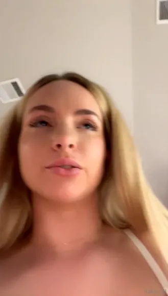 Itskasloll White Bra And Shorts OnlyFans Video Leaked