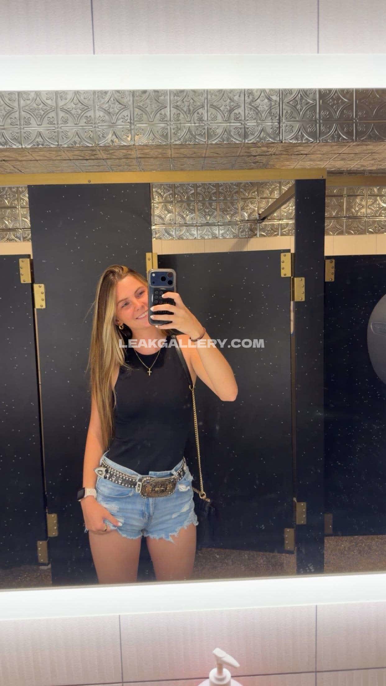 Itslexismith Exclusive Leaked Nude OnlyFans #13114215