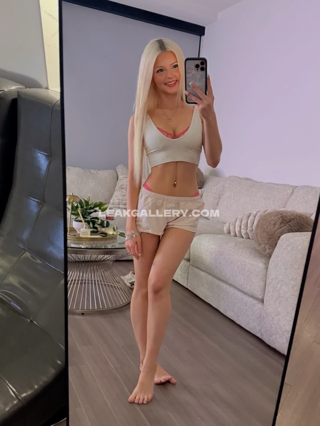 Itsmegiaaa Exclusive Leaked Nude OnlyFans #12708416