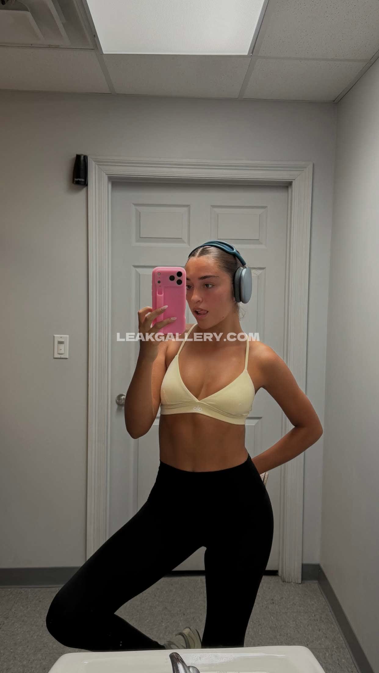 Itspresleyelise Exclusive Leaked Nude OnlyFans #13423257