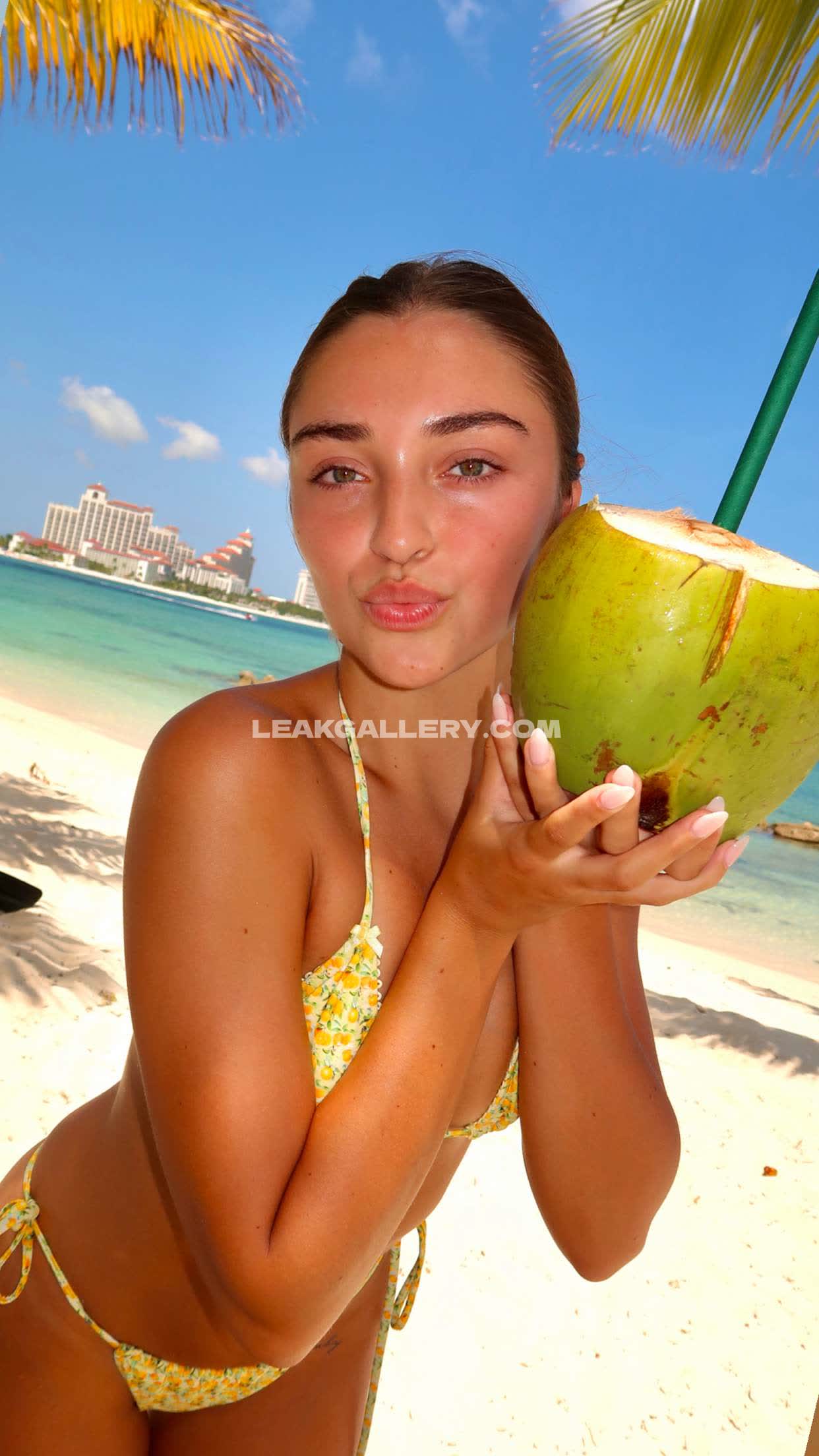 Itspresleyelise Exclusive Leaked Nude OnlyFans #13362280