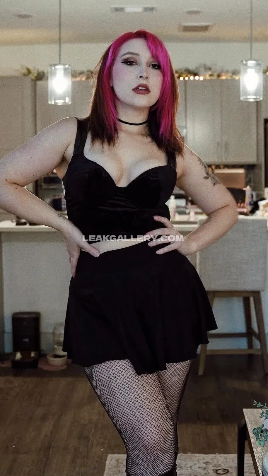 Itsqueenmanda Exclusive Leaked Nude OnlyFans #14902273
