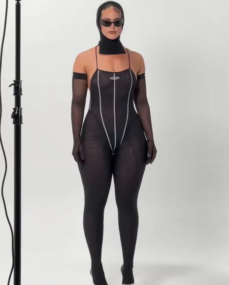 Itsreallyriss Sheer Bodysuit Strut OnlyFans Video Leaked