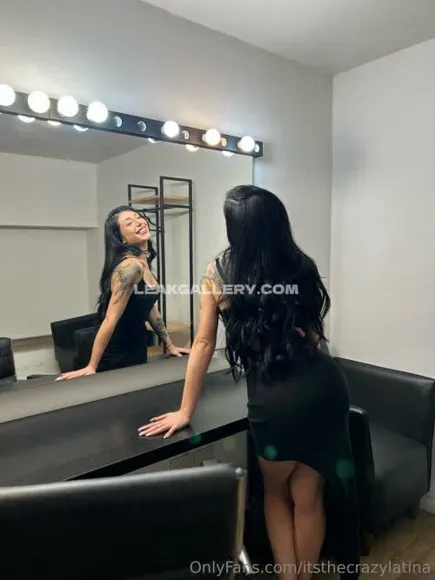Itsthecrazylatina Black Dress Ass Pose OnlyFans Photo Leaked