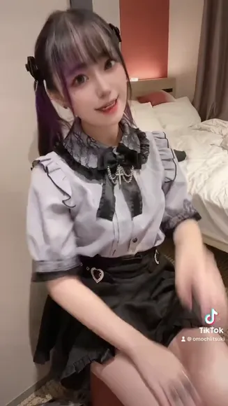 Itsukidevil722 Lace Collar Tease OnlyFans Video Leaked