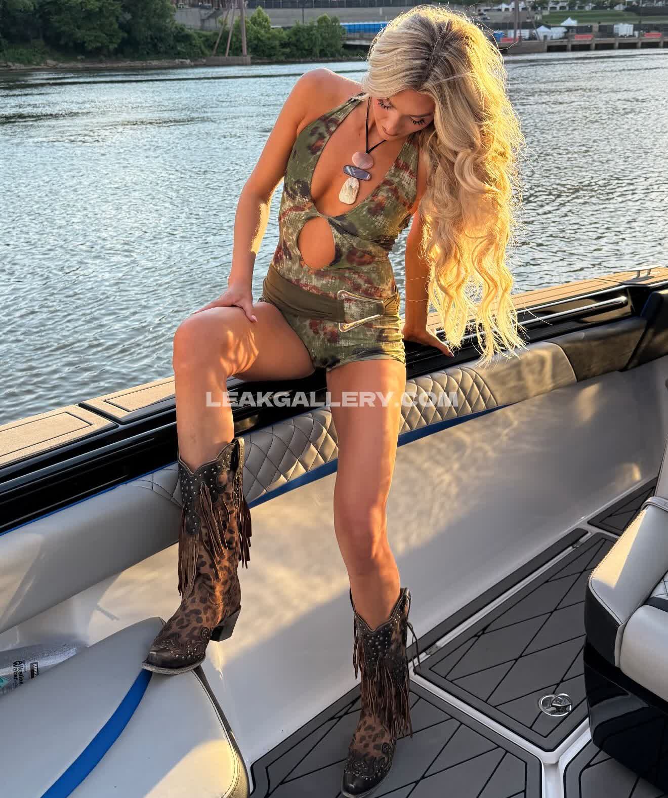 Izzi_dame Exclusive Leaked Nude OnlyFans #12685732