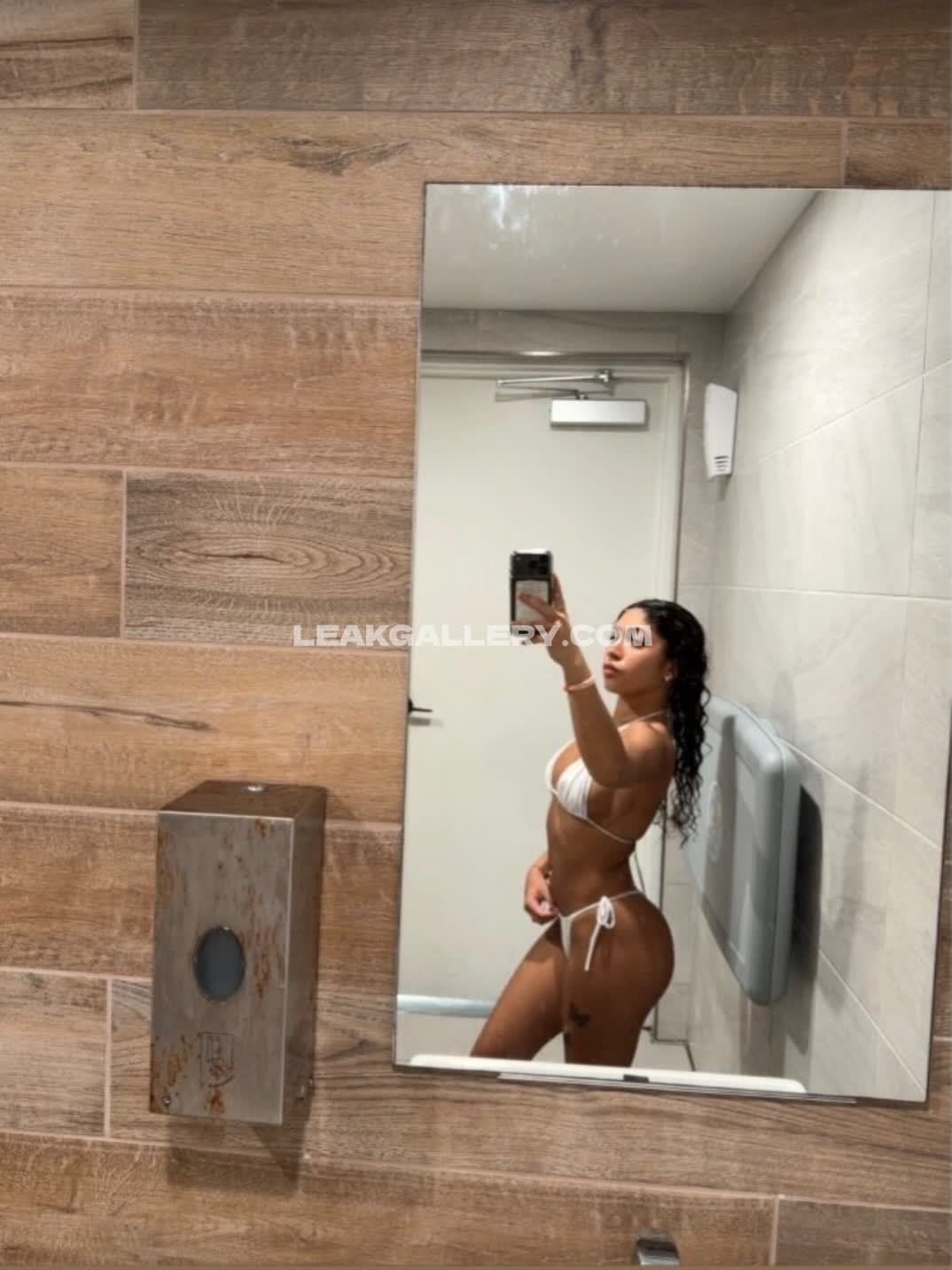 Izzliyah_ Exclusive Leaked Nude OnlyFans #12994060