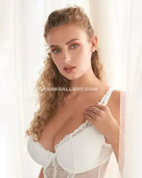 Izzy.s.model Exclusive Leaked Nude OnlyFans #15666673