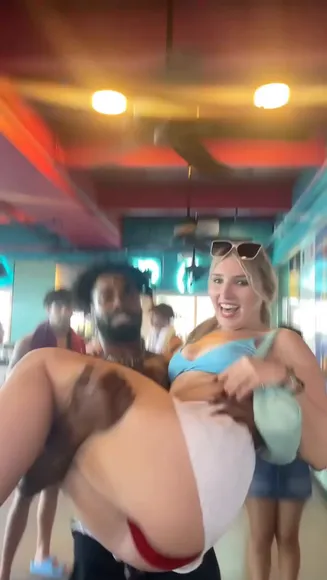 J_getlit Red Thong Ass Twerk OnlyFans Video Leaked