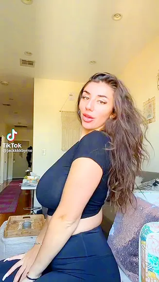 Jackbxo Deep V Crop Top OnlyFans Video Leaked