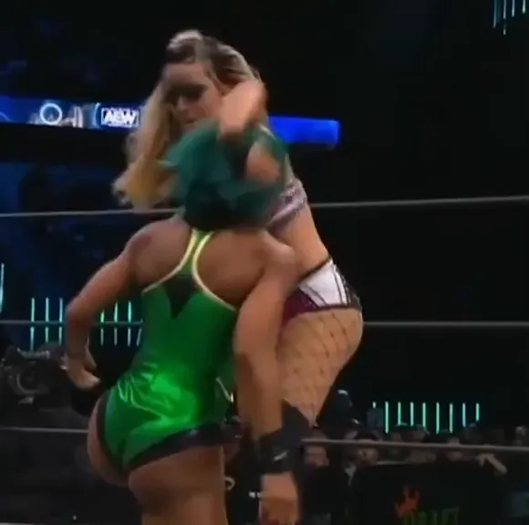 Jadecargill Green Bodysuit Grappling OnlyFans Video Leaked