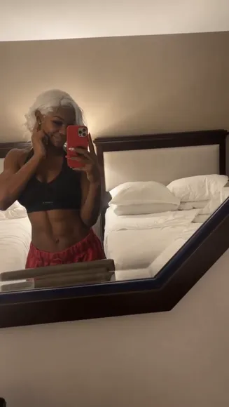Jadecargill Sports Bra Abs Flex OnlyFans Video Leaked