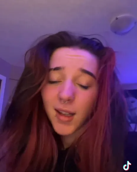 Jaydelv Face Close-Up With Piercings OnlyFans Video Leaked