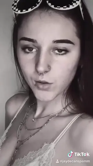 Jaydelv Lace Bra Tease OnlyFans Video Leaked