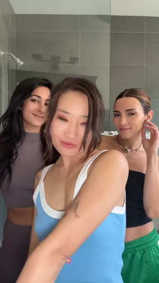 jeannieelisemai