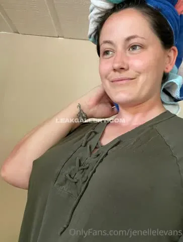 jenellelevans