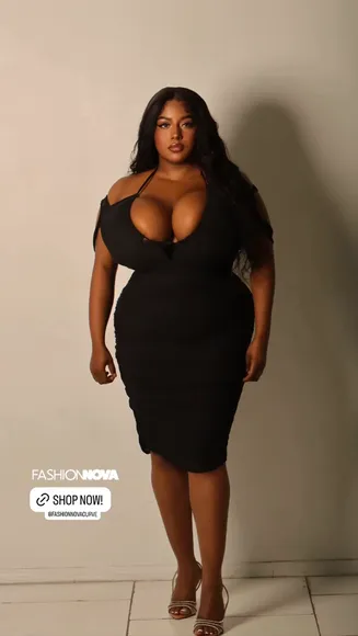Jenellelolitiaa Deep Cleavage Black Dress OnlyFans Video Leaked