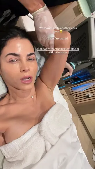 Jennadewan Armpit Laser Treatment OnlyFans Video Leaked